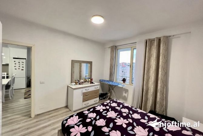 Shtepi me qera Apartament ne Tirane, 1+1, Mobilimi E mobiluar, Pagesa 500  Euro.