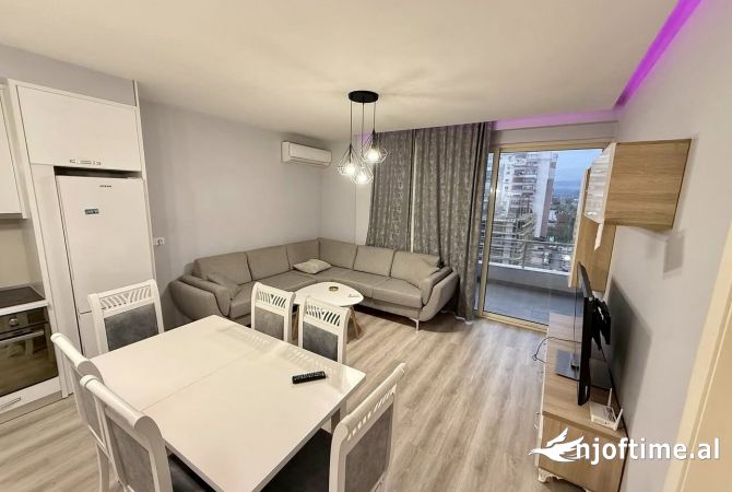 Shtepi ne shitje Apartament ne Tirane, 1+1, Mobilimi E mobiluar, Pagesa 145,000  Euro.