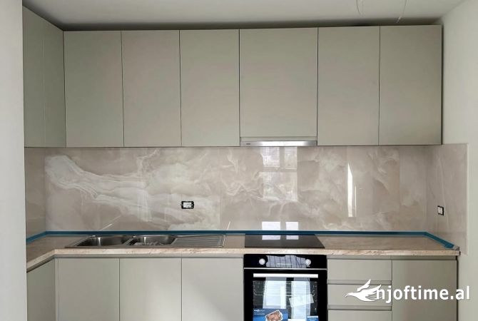 Shtepi me qera 1+1 ne Tirane - 550 Euro