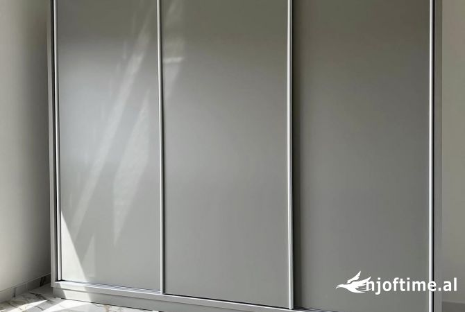 Shtepi me qera Apartament ne Tirane, 1+1, Mobilimi E mobiluar, Pagesa 550  Euro.