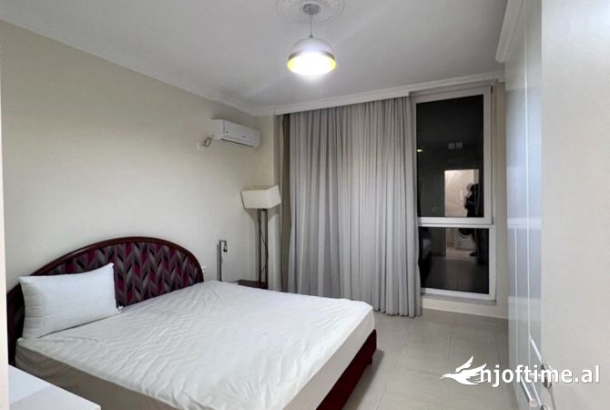 Shtepi me qera Apartament ne Tirane, 2+1, Mobilimi E mobiluar, Pagesa 700  Euro.