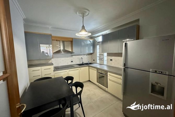 Shtepi ne shitje 3+1 ne Tirane - 330,000 Euro