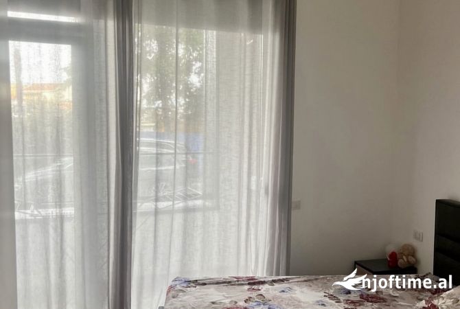 Shtepi ne shitje Apartament ne Tirane, 1+1, Mobilimi E mobiluar, Pagesa 148,000  Euro.