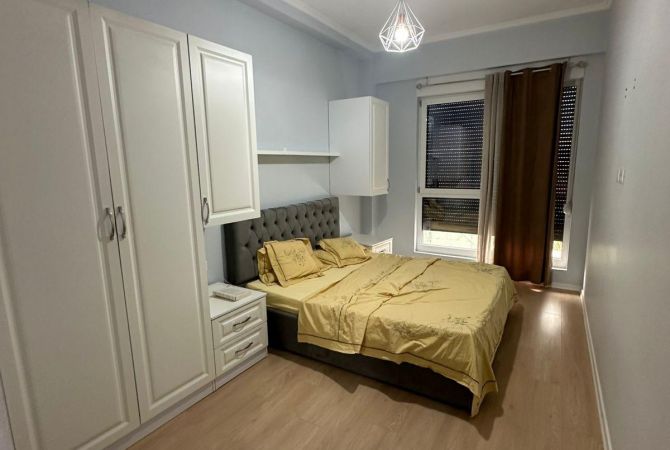 Shtepi me qera Apartament ne Tirane, 1+1, Mobilimi E mobiluar, Pagesa 600  Euro.