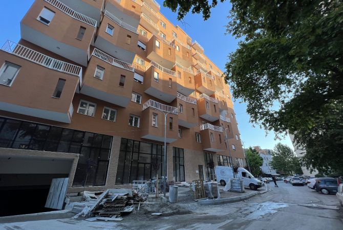 Ambient biznesi me qera 1+1 ne Tirane - 800 Euro