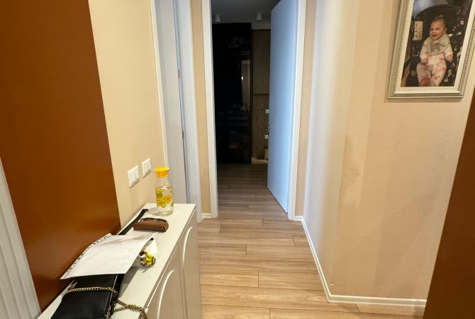 Shtepi me qera Apartament ne Tirane, 2+1, Mobilimi E mobiluar, Pagesa 750  Euro.