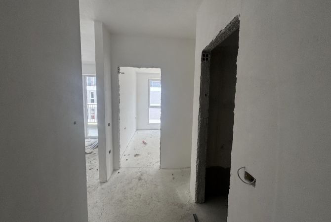 Shtepi ne shitje Apartament ne Tirane, 1+1, Mobilimi E mobiluar, Pagesa 73,000  Euro.