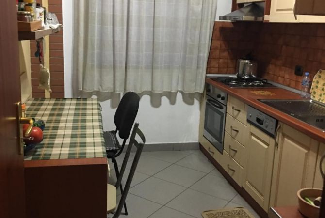Shtepi me qera 2+1 ne Tirane - 500 Euro