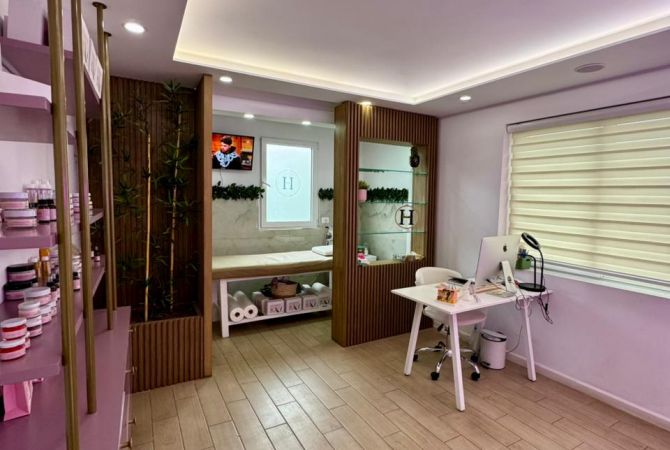 Ambient biznesi me qera 3+1 ne Tirane - 750 Euro