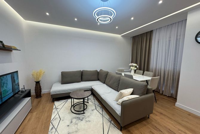 Shtepi me qera 2+1 ne Tirane - 800 Euro