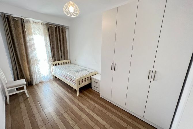 Shtepi me qera Apartament ne Tirane, 2+1, Mobilimi E mobiluar, Pagesa 55,000  Leke.
