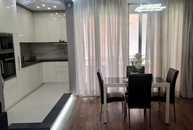 Shtepi me qera 2+1 ne Tirane - 500 Euro