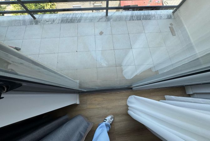 Shtepi ne shitje Apartament ne Tirane, 1+1, Mobilimi Bosh, pa mobiluar, Pagesa 85,000  Euro.