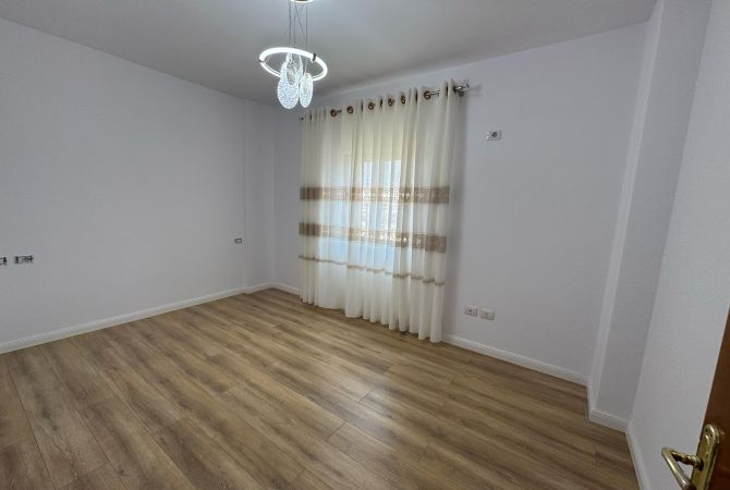 Shtepi ne shitje 1+1 ne Tirane - 85,000 Euro