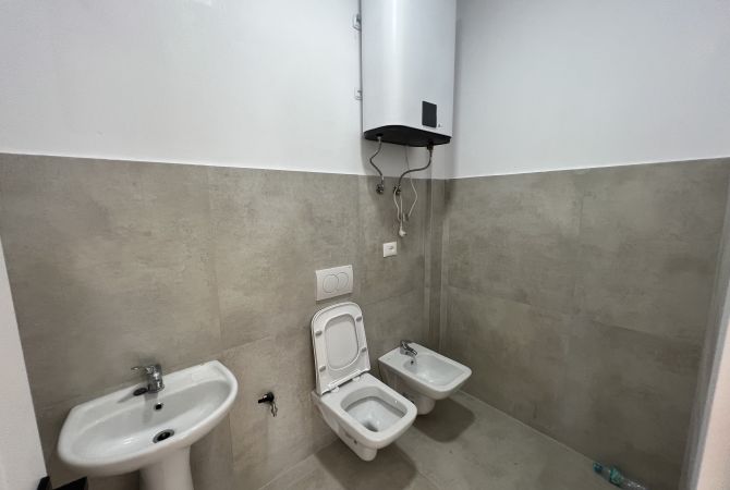 📣 QERA Ambient Biznesi Per Zyre 📍 Sauk 🛣️ Rruga e "Elbasanit" ✨ 