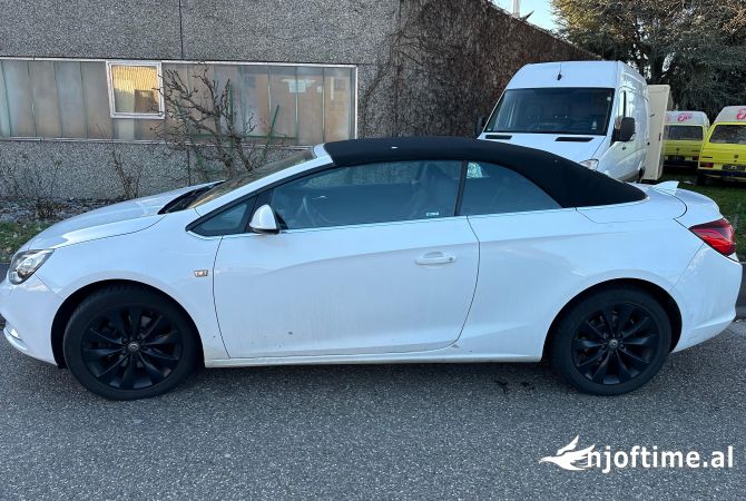 Auto in Vendita  a Tirana - 8,500 Euro