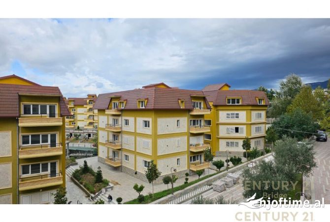 SHITET APARTAMENT 1+1 NE REZIDENCEN LAKE LAND NE FARKE