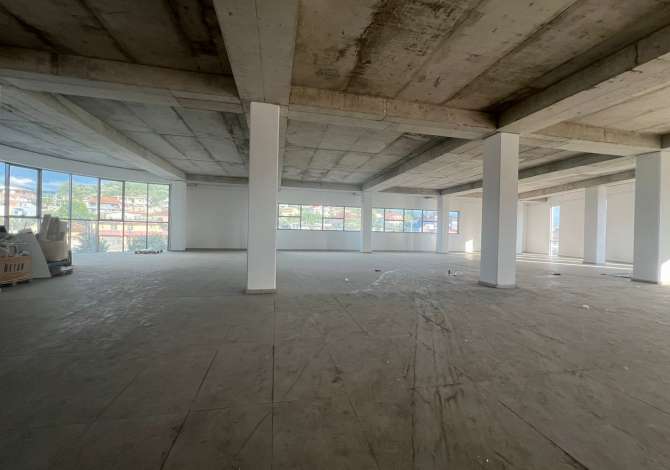 Ambient biznesi me qera 1+1 ne Tirane - 4,400 Euro