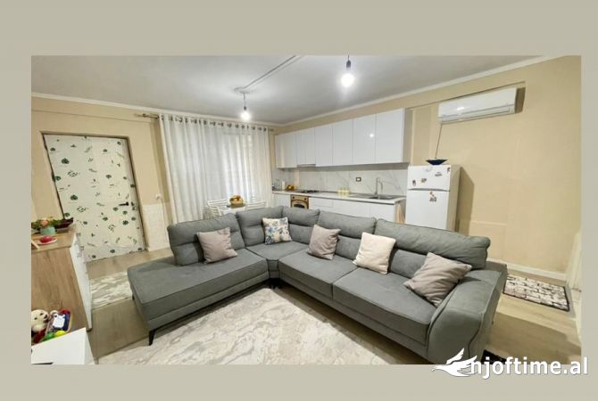 Shtepi me qera 1+1 ne Tirane - 430 Euro