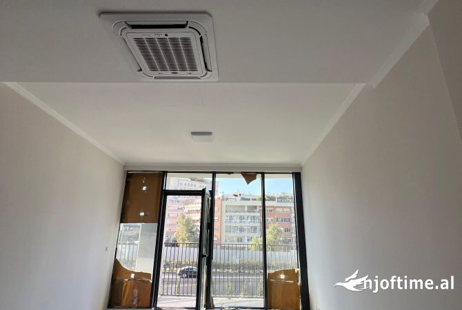 Shtepi me qera 2+1 ne Tirane - 1,200 Euro