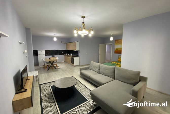 Shtepi me qera 2+1 ne Durres - 800 Euro
