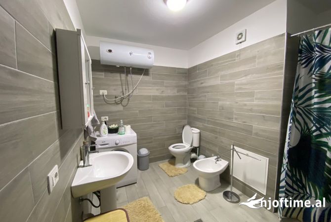 Shtepi me qera 1+1 ne Durres - 800 Euro