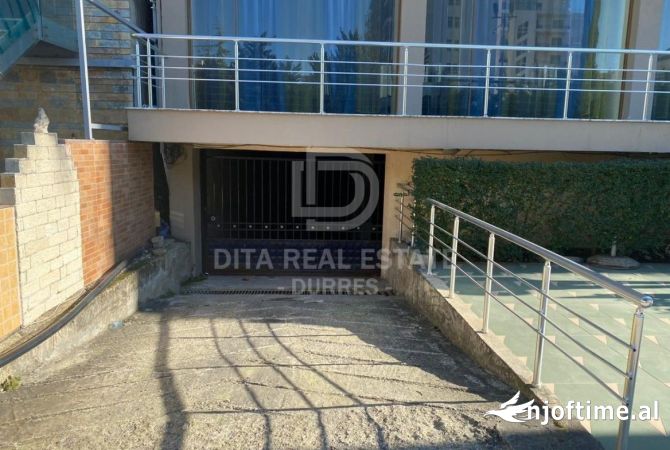 Business Property in Sale 5+1 in Durres - 1,200,000 Euro