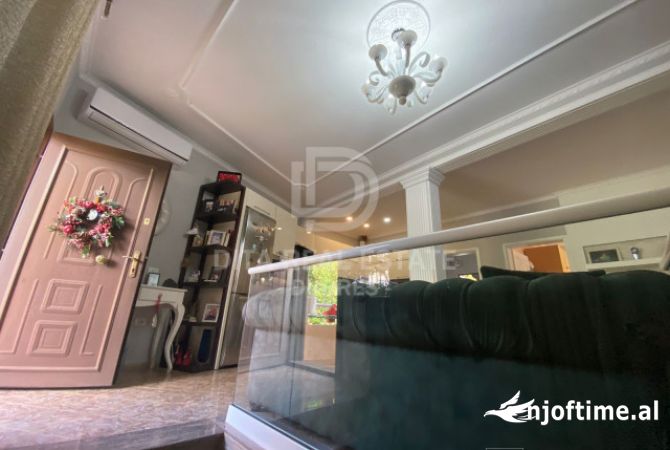 Shtepi ne shitje Shtepi Private ne Durres, 2+1, Mobilimi E mobiluar, Pagesa 190,000  Euro.