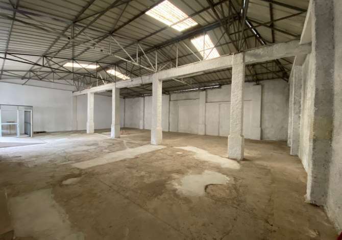 Ambient biznesi me qera 4+1 ne Tirane - 1,200 Euro