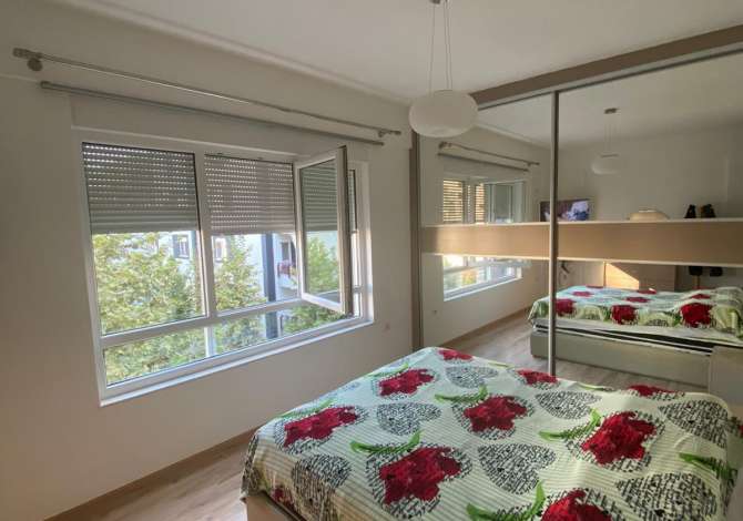 Shtepi me qera 2+1 ne Tirane - 800 Euro