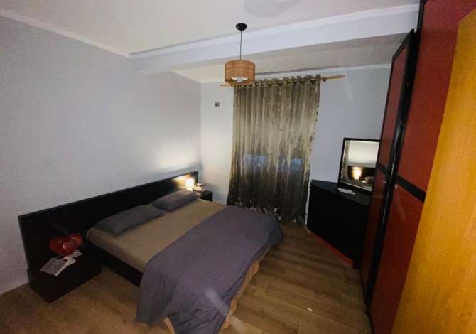 Shtepi me qera 2+1 ne Tirane - 650 Euro