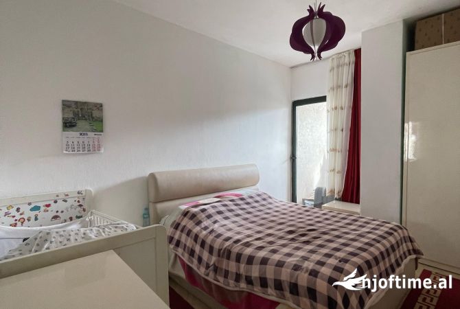 Shtepi ne shitje 1+1 ne Tirane - 102,000 Euro