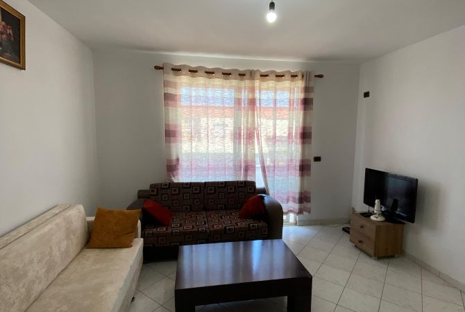 Shtepi me qera 1+1 ne Tirane - 30,000 Leke