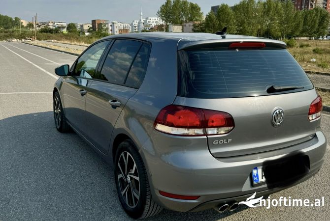 Auto in Vendita  a Tirana - 7,600 Euro