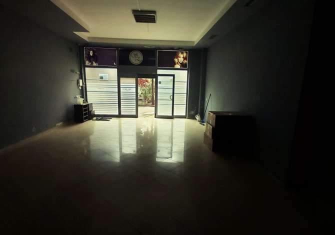 Ambient biznesi me qera 1+1 ne Tirane - 30,000 Leke
