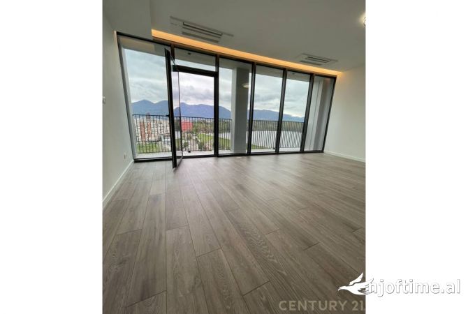 Shtepi me qera 2+1 ne Tirane - 1,300 Euro