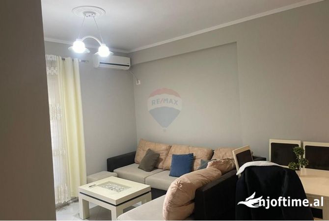 Shtepi me qera 1+1 ne Tirane - 400 Euro