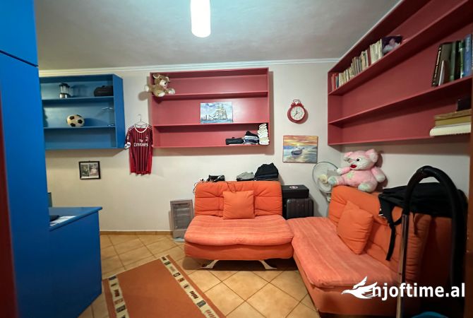 Shtepi ne shitje 2+1 ne Tirane - 158,000 Euro