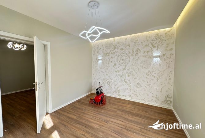 Shtepi ne shitje 1+1 ne Tirane - 135,000 Euro