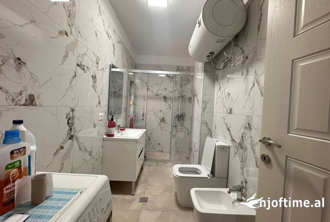 Shtepi me qera Apartament ne Tirane, 1+1, Mobilimi E mobiluar, Pagesa 500  Euro.