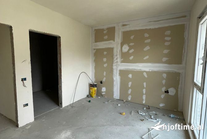 Shtepi ne shitje 2+1 ne Tirane - 180,500 Euro