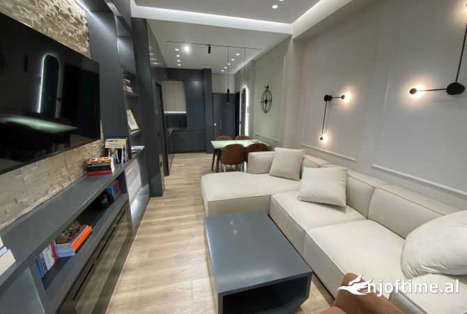 Shtepi me qera 1+1 ne Tirane - 1,050 Euro