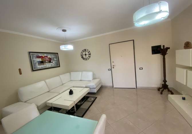Shtepi me qera 2+1 ne Tirane - 500 Euro