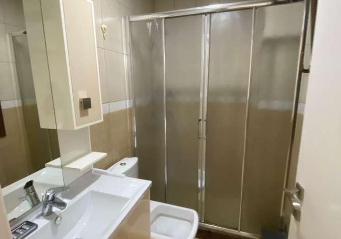 Shtepi me qera Apartament ne Tirane, 2+1, Mobilimi E mobiluar, Pagesa 500  Euro.