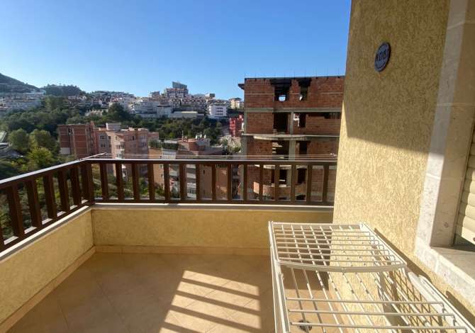 Shtepi me qera Apartament ne Tirane, 2+1, Mobilimi E mobiluar, Pagesa 500  Euro.