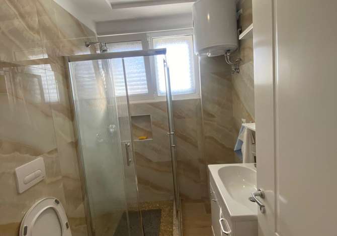 Shtepi ne shitje Apartament ne Tirane, 1+1, Mobilimi E mobiluar, Pagesa 142,000  Euro.