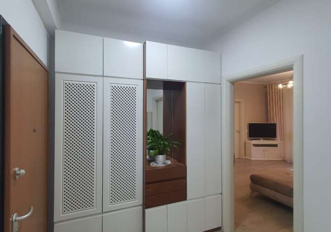 Shtepi me qera Apartament ne Tirane, 2+1, Mobilimi E mobiluar, Pagesa 600  Euro.
