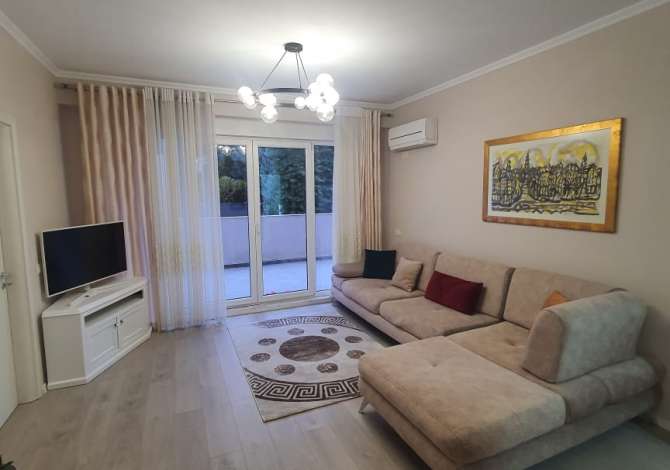 Shtepi me qera 2+1 ne Tirane - 600 Euro
