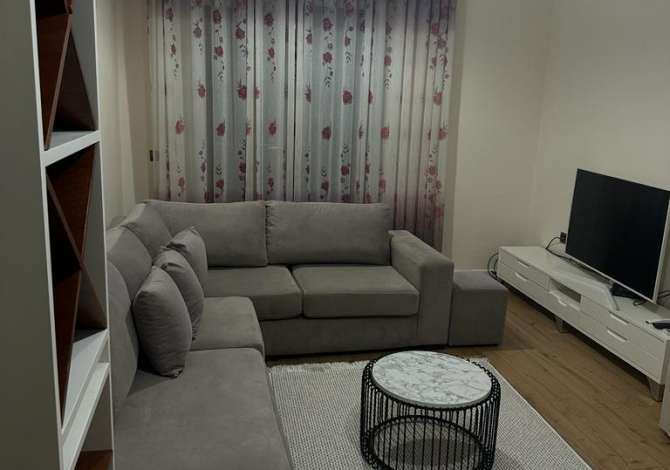 Shtepi me qera 2+1 ne Tirane - 600 Euro