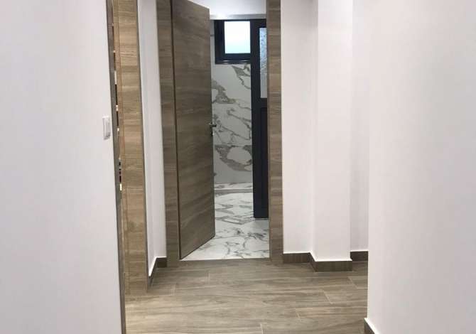 Shtepi me qera 2+1 ne Tirane - 30,000 Leke